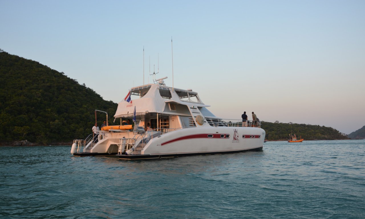52-foot Motor Catamaran