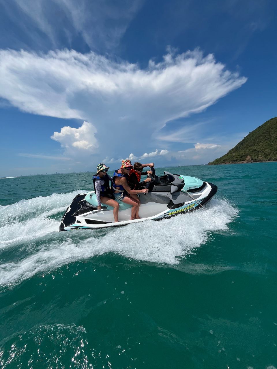 Тур по Островам