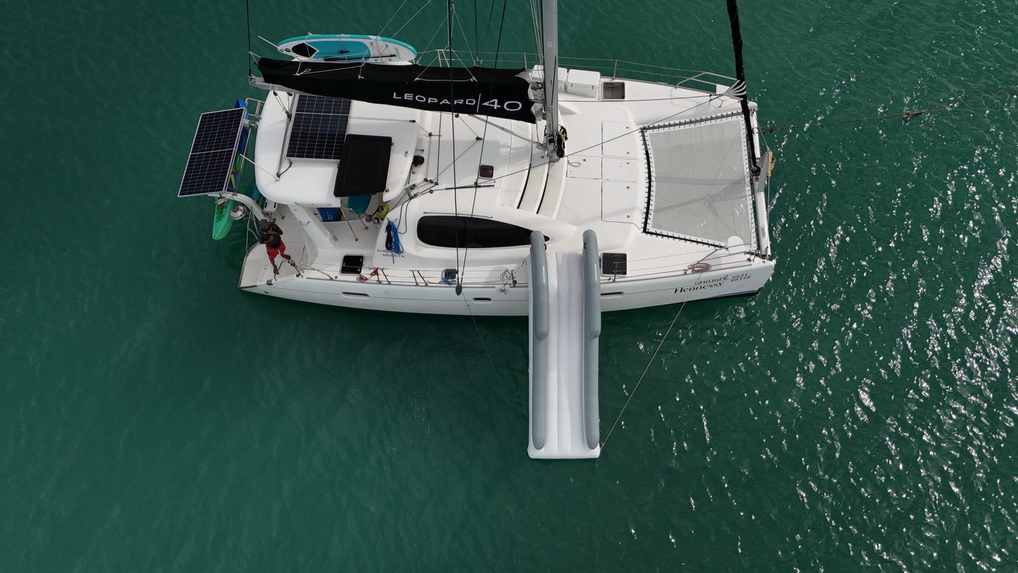 Hennessy, 40-foot catamaran
