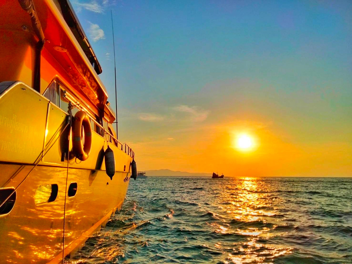 74-foot Luxury Yacht