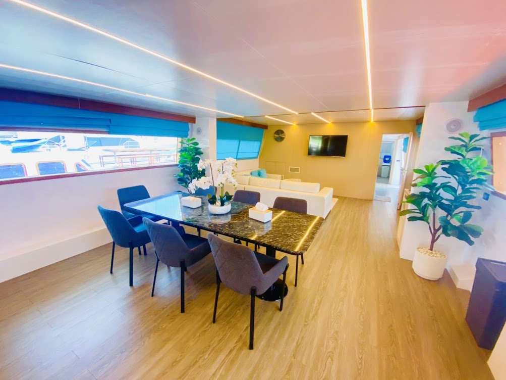 108-foot Luxury Yacht