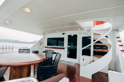 110-foot Luxury Yacht