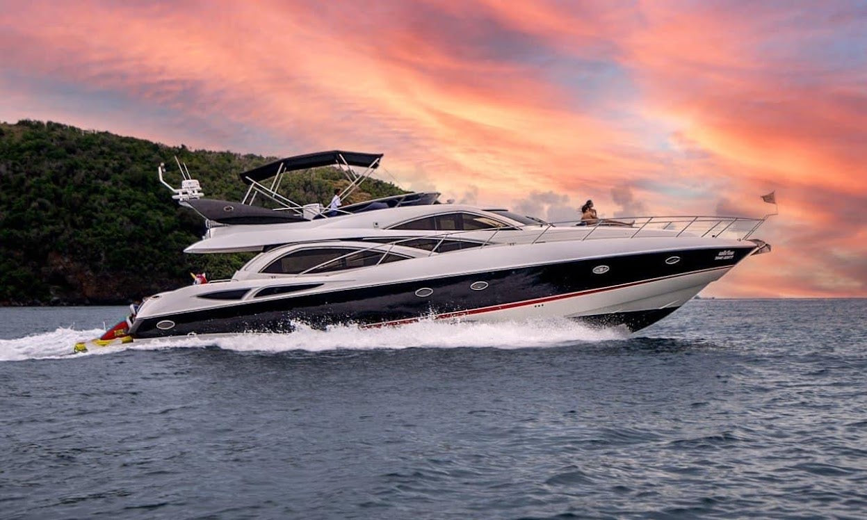 63-foot Motor Yacht