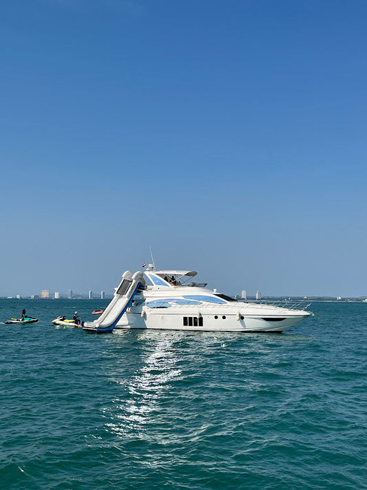 64-foot Motor Yacht