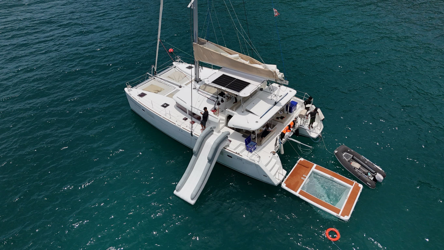 Oceanland: 45-foot catamaran