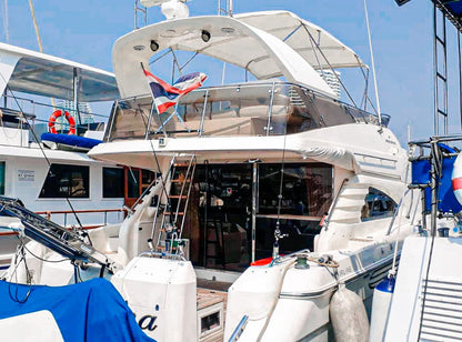 เรือยอชต์มอเตอร์ขนาด 55 ฟุต