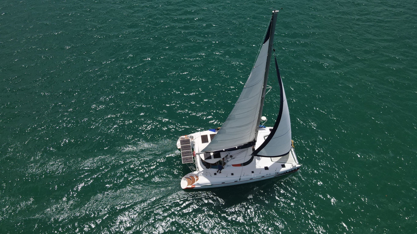Zoe: 46-foot catamaran